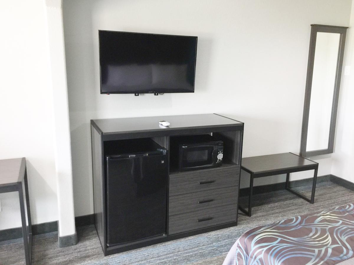 Americas Best Value Inn & Suites Mont Belvieu Houston Eldon Exterior photo